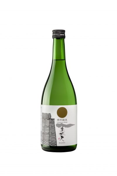 Bijofu The Gentleman Tokubetsu Junmai Sake