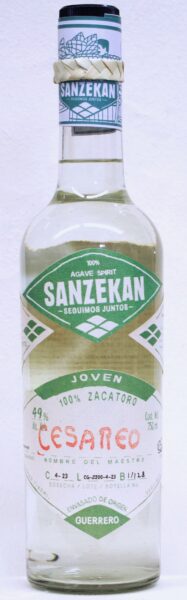 Destilado de Agave Zacatoro Cesareo Garcia