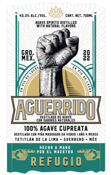 Destilado de Agave Cupreata con Pina Refugio Calzada